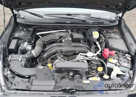 2024 Subaru Impreza Sport 5-Door z USA, uszkodzony, nr VIN JF1GUAFC4R8881476